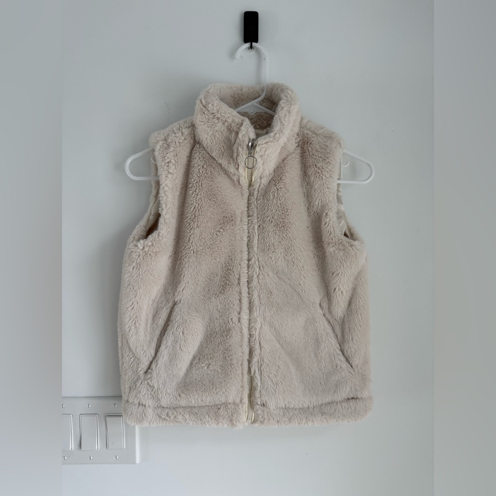 URBAN REPUBLIC Girls' Size M 10/12 Vest Faux Shearling Fur Plush Teddy Coat Vest